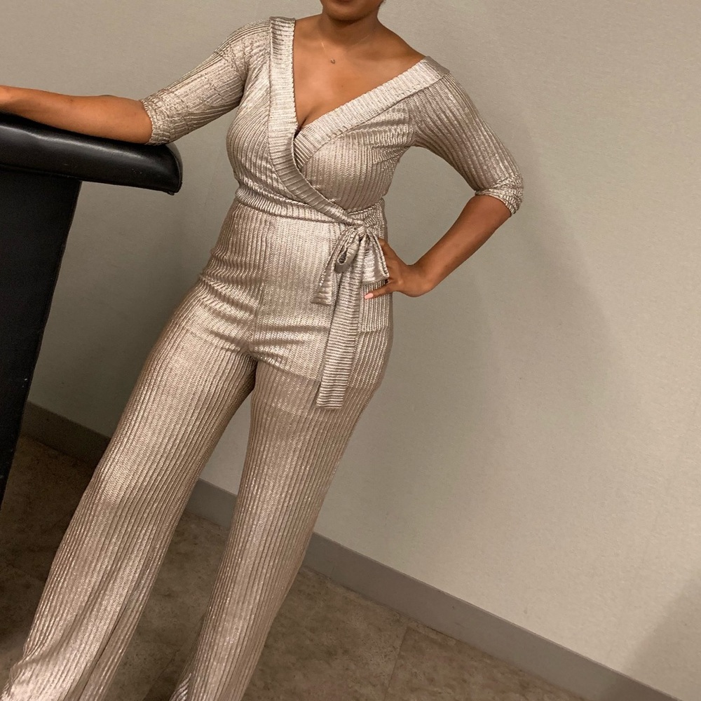 Metallic jumpsuit ! Perfect for special occasions!